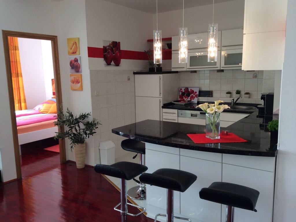 Apartment Marijeta Makarska Værelse billede
